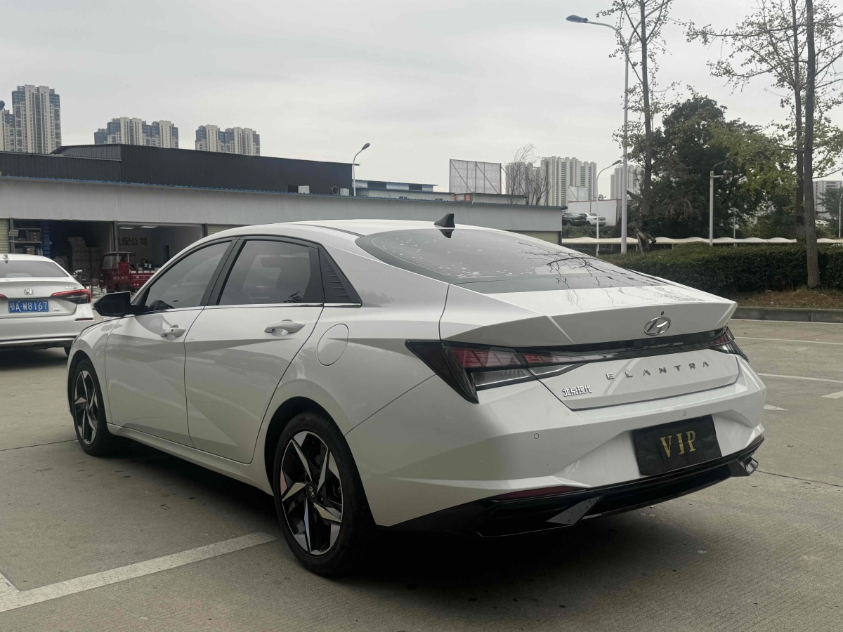 2021年2月現(xiàn)代 伊蘭特  2021款 1.5L GLX精英版