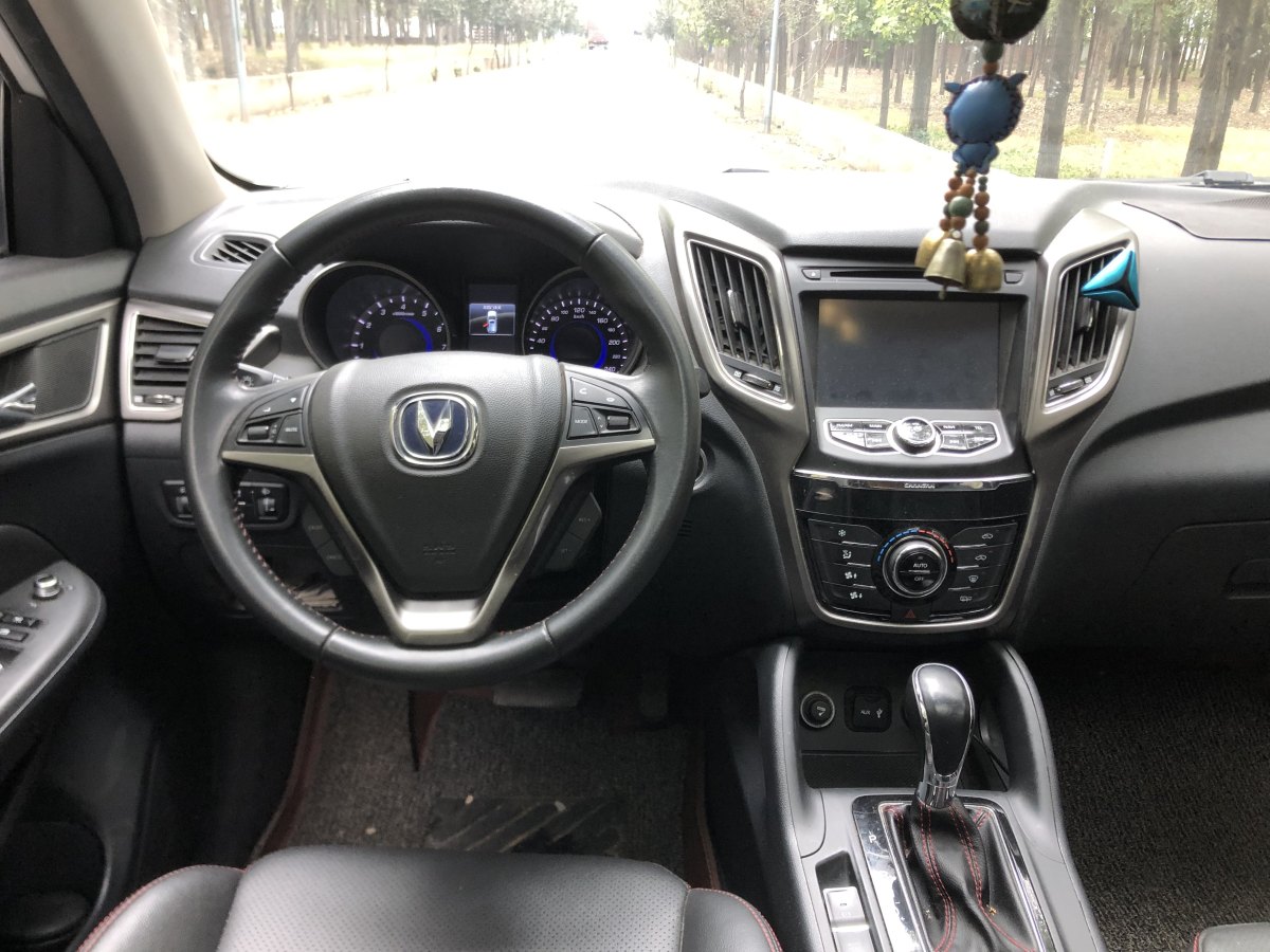 長(zhǎng)安 CS75  2014款 1.8T 自動(dòng)精英型 國(guó)IV圖片