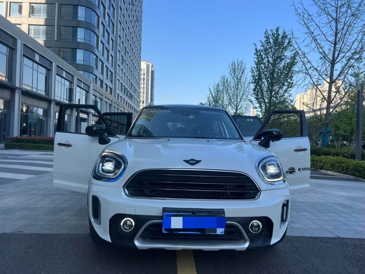 MINI COUNTRYMAN  2023款 1.5T COOPER ALL4 鑒賞家圖片