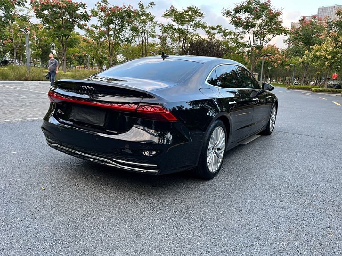 奧迪 奧迪A7L  2024款 45TFSI S-line 筑夢(mèng)型 流晶套裝圖片