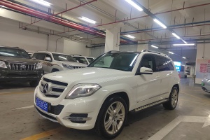 奔馳GLK級(jí) 奔馳 GLK 300 4MATIC 動(dòng)感天窗型