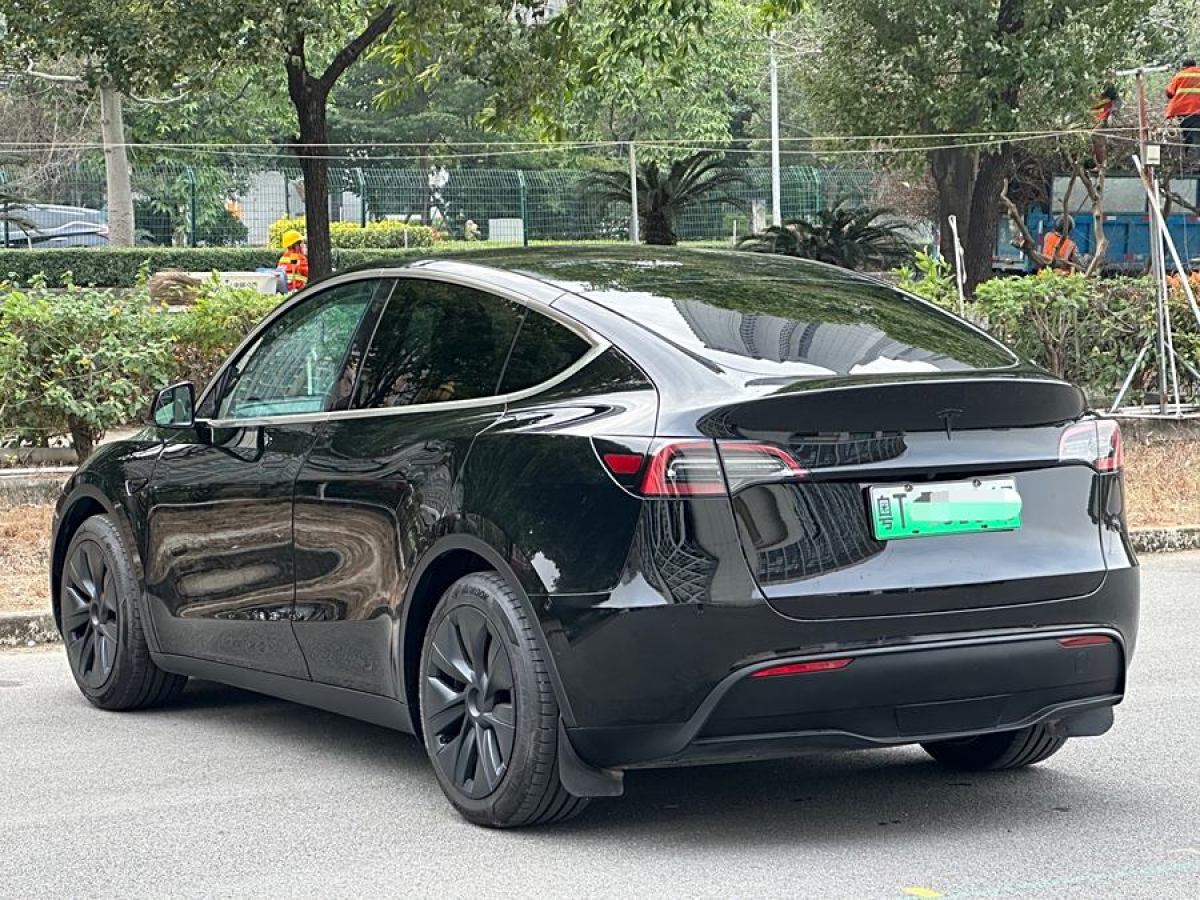 特斯拉 Model 3  2021款 改款 標(biāo)準(zhǔn)續(xù)航后驅(qū)升級版圖片