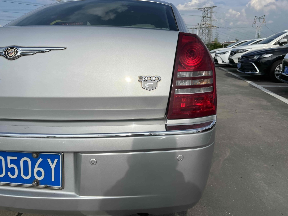 克萊斯勒 300C  2007款 2.7L 商務版圖片