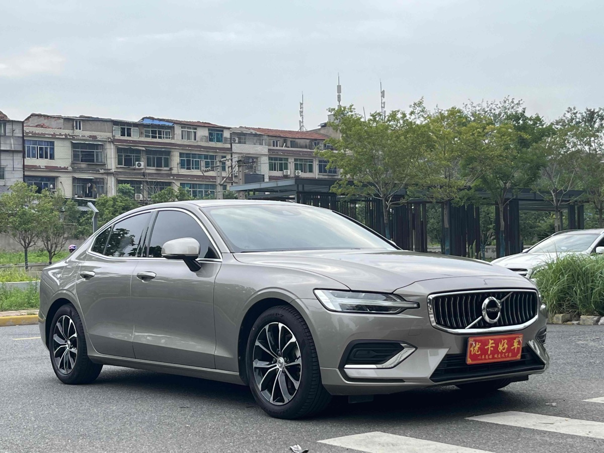 沃爾沃 S60  2017款 L 2.0T T4 智遠(yuǎn)版圖片