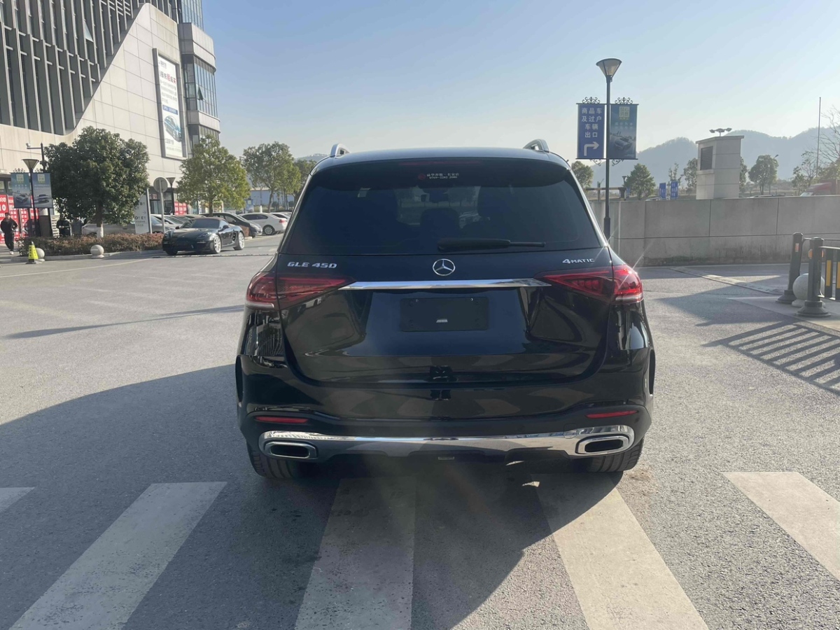 奔馳 奔馳GLE  2021款 GLE 350 4MATIC 時尚型圖片