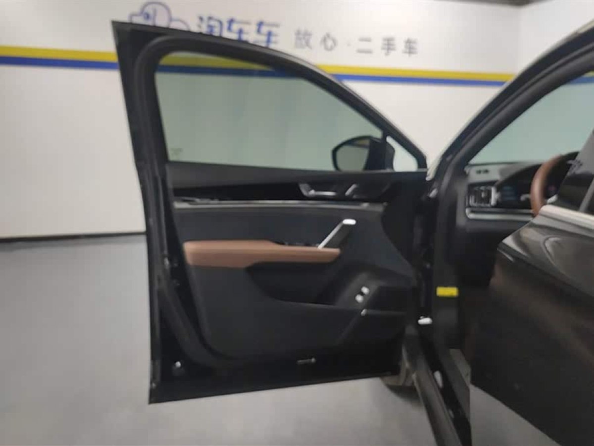 比亞迪 唐新能源  2021款 EV 四驅(qū)高性能版創(chuàng)世旗艦型圖片