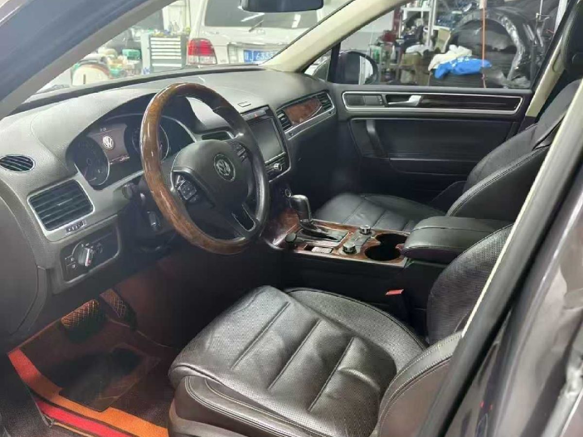 大眾 途銳  2013款 3.6L 越野增強高配型圖片