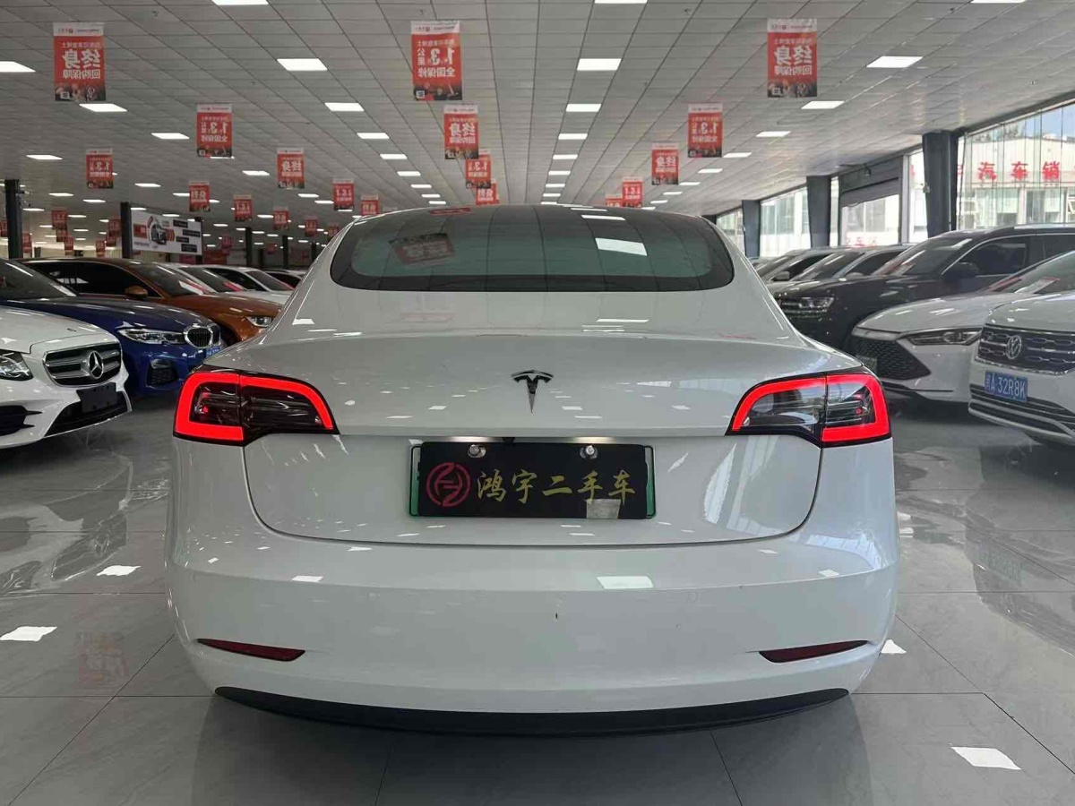 2021年10月特斯拉 Model 3  2019款 標(biāo)準(zhǔn)續(xù)航后驅(qū)升級(jí)版