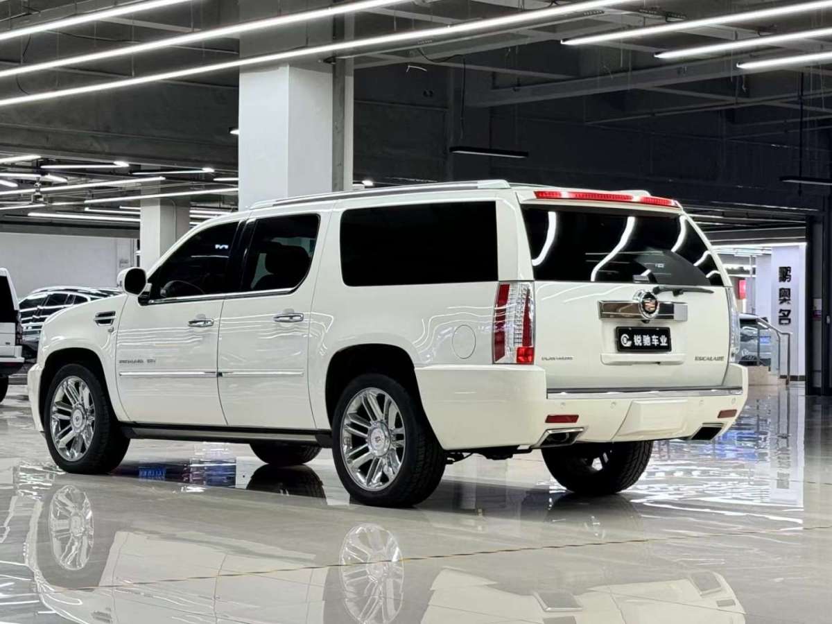 凱迪拉克 凱雷德ESCALADE  2013款 6.2L ESV鉑金版加長型圖片