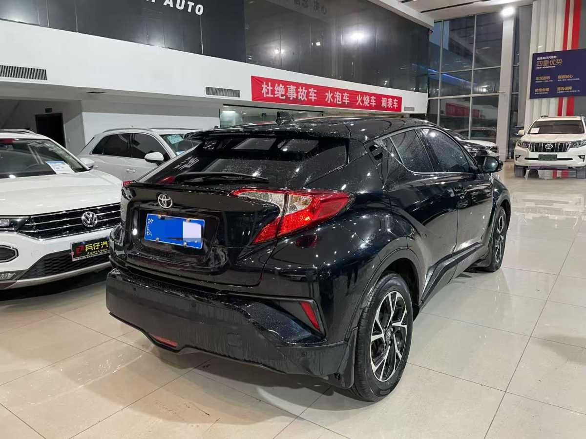 豐田 C-HR  2020款 2.0L 領先版圖片