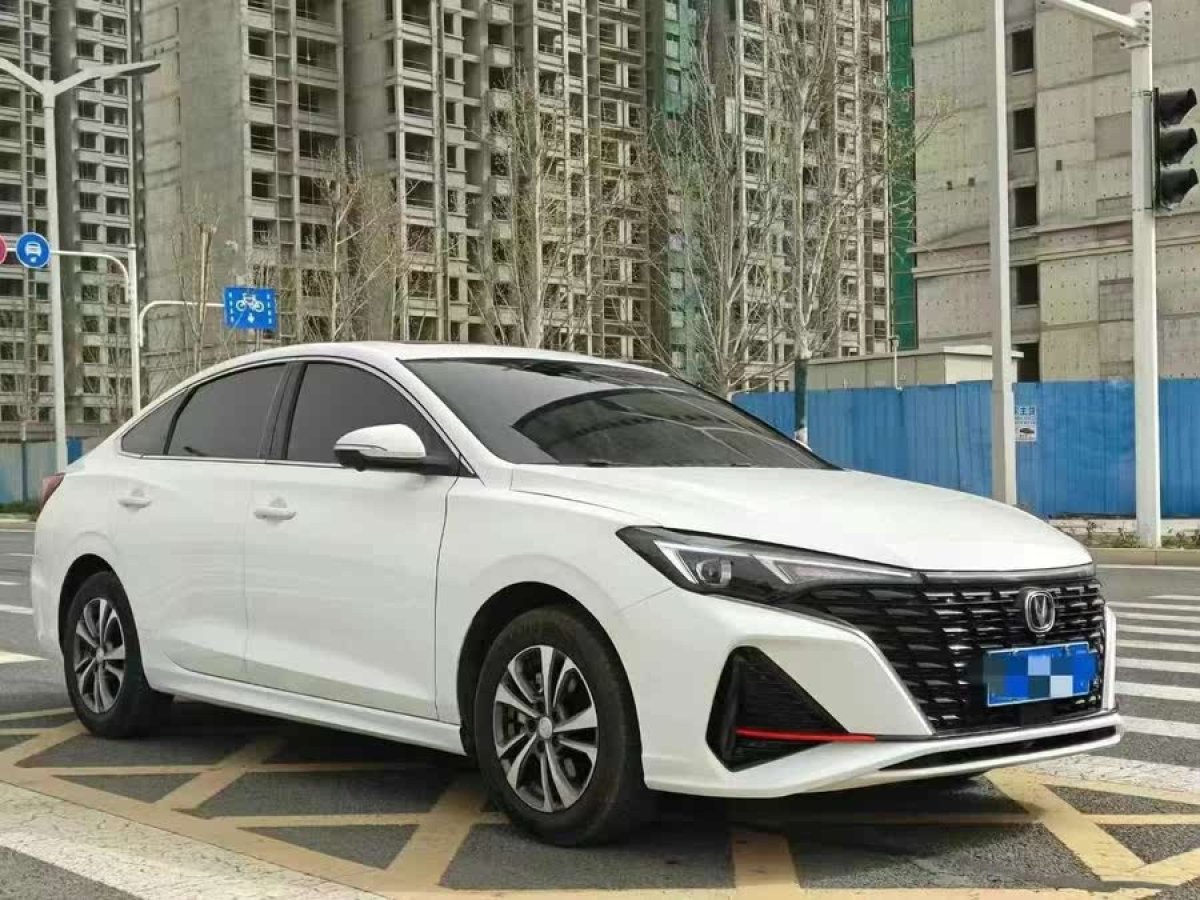 長安 逸動  2023款 暢享版 PLUS 藍(lán)鯨NE 1.4T GDI DCT尊貴版圖片