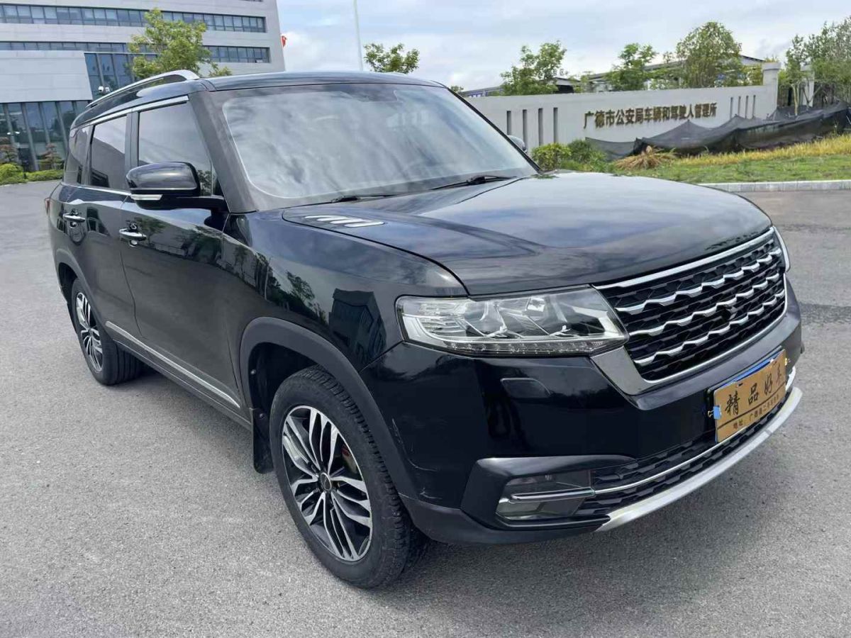 北京 BJ40  2019款 40L 2.3T 自動(dòng)四驅(qū)越野版圖片