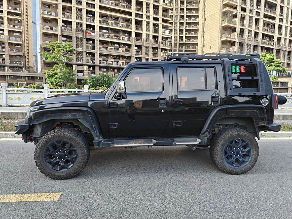 2020年6月北京 BJ40  2018款 PLUS 2.3T 自動四驅(qū)尊享版