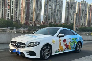 奔馳E級 奔馳 E 200 轎跑車
