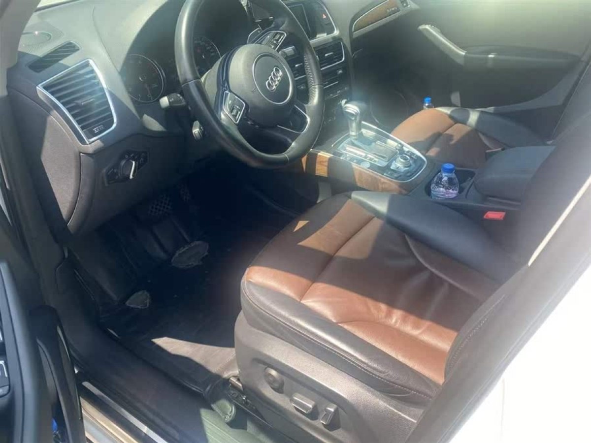 奧迪 奧迪Q5  2016款 40 TFSI 技術(shù)型圖片