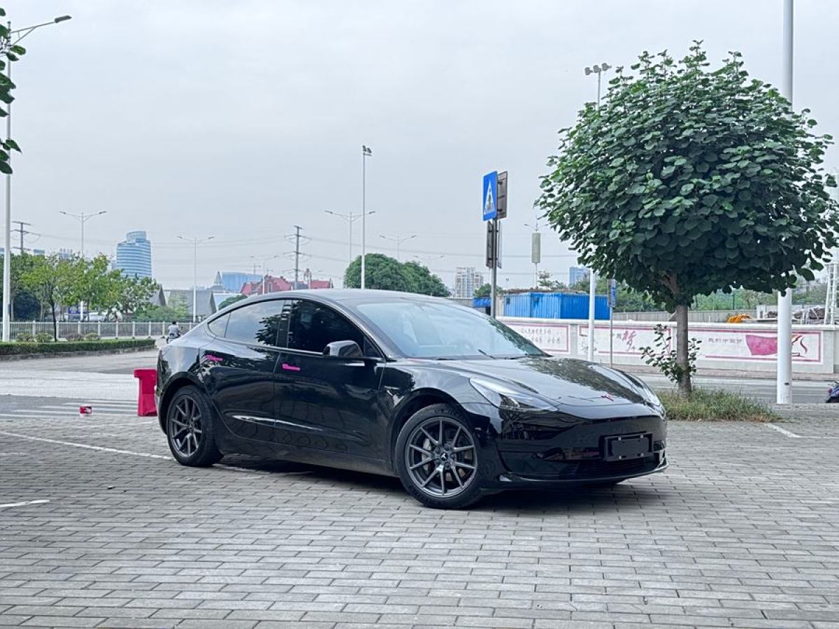 特斯拉 Model Y  2022款 改款 后輪驅(qū)動(dòng)版圖片