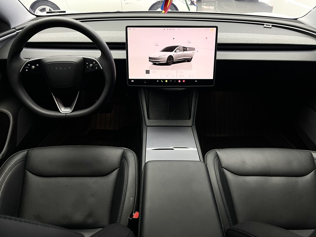 特斯拉 Model 3  2023款 煥新版 后輪驅(qū)動圖片