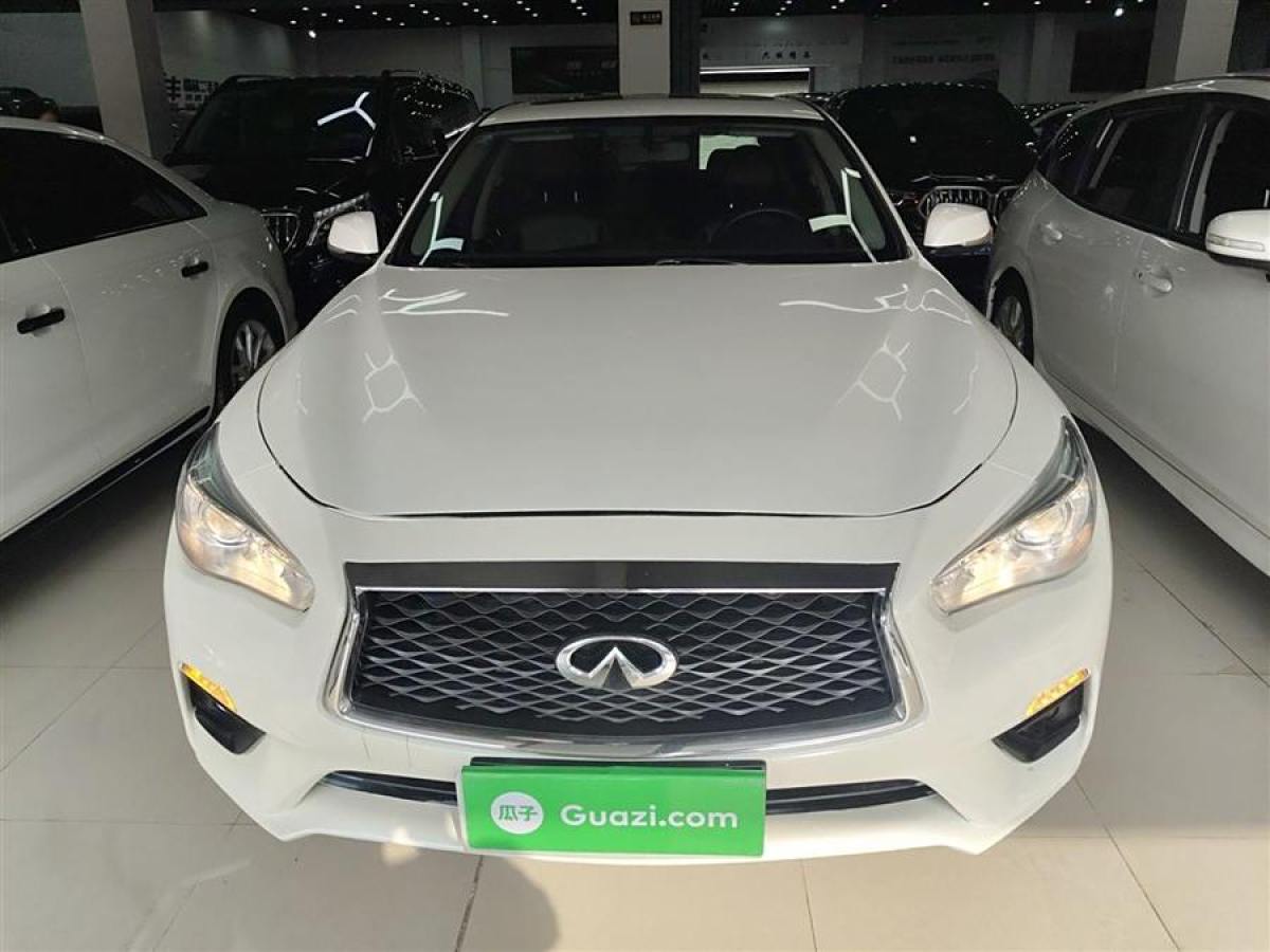 英菲尼迪 Q50L  2022款 2.0T 舒適版圖片