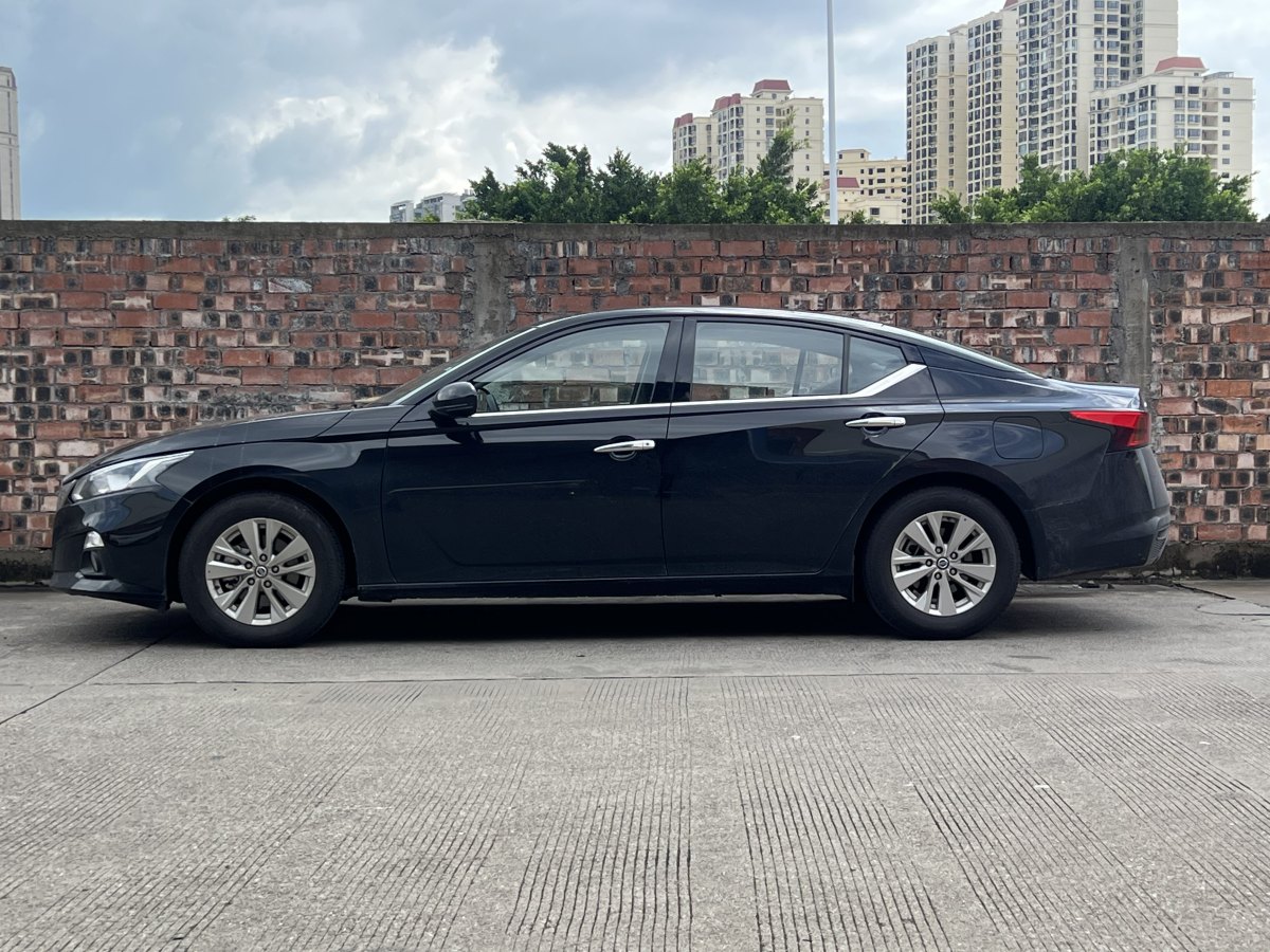 日產(chǎn) 天籟  2021款 2.0L XE 時(shí)尚版圖片
