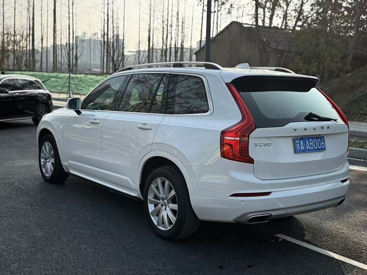 沃爾沃 XC90  2018款 T6 智逸版 7座圖片