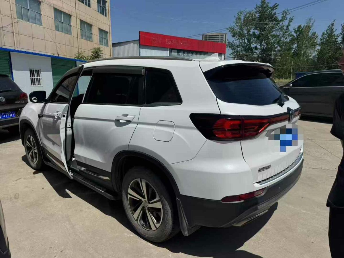長安 CS15  2019款 1.5L 手動(dòng)進(jìn)取型圖片
