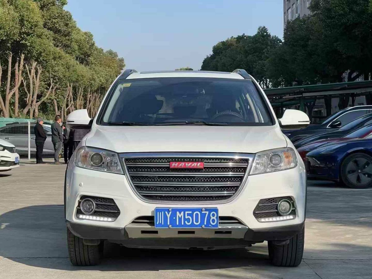 哈弗 H6  2015款 1.5T 手動(dòng)兩驅(qū)尊貴型圖片