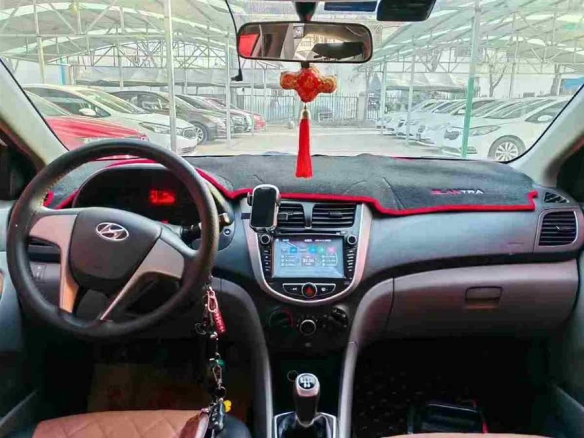 現(xiàn)代 瑞納  2014款 1.4L 手動智能型GLS圖片