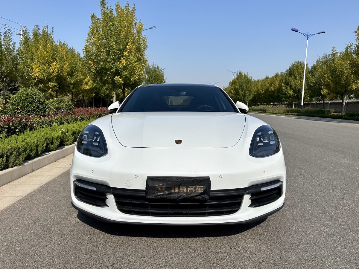 保時(shí)捷 Panamera  2019款 Panamera 十周年紀(jì)念版 2.9T圖片