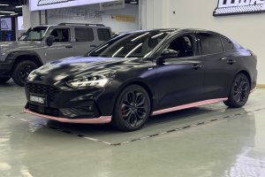 福克斯 福特 三厢 EcoBoost 180 自动ST Line