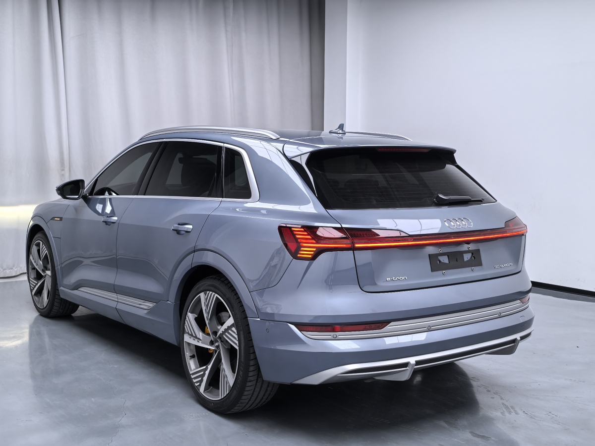 奧迪 奧迪Q4 e-tron  2022款 50 e-tron quattro 先享版圖片