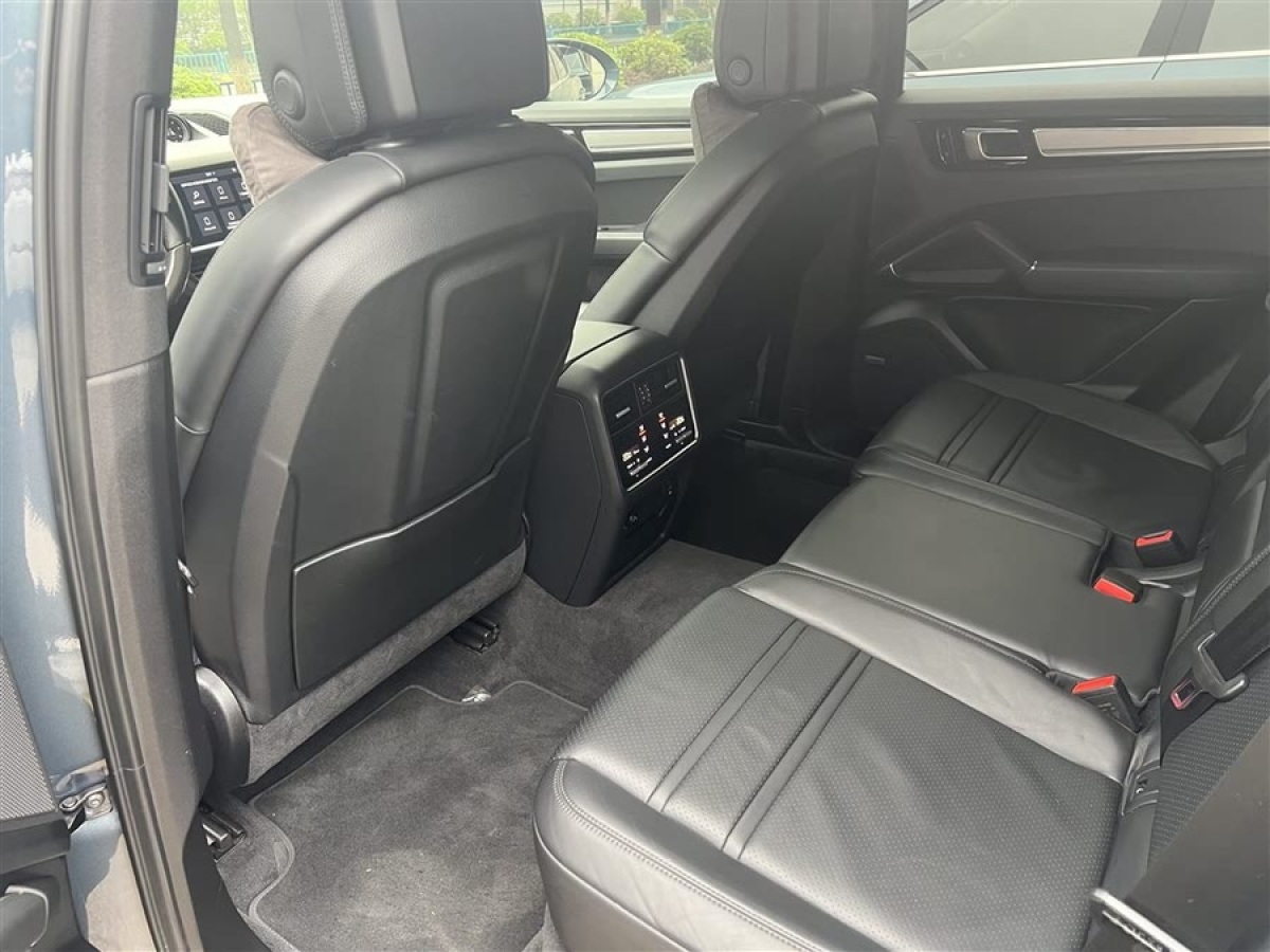 保時(shí)捷 Cayenne  2019款 Cayenne 3.0T圖片