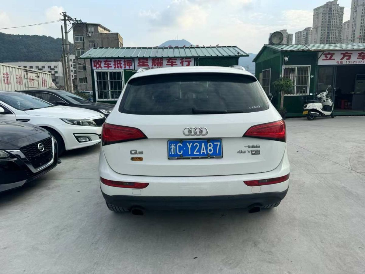 奧迪 奧迪Q5  2013款 Q5 3.0TFSI 45TFSI Quattro 運(yùn)動(dòng)型圖片