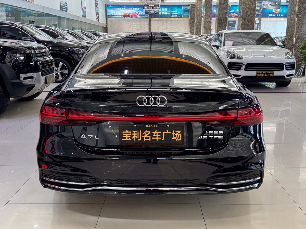 奥迪 奥迪A7L  2024款 45TFSI S-line 筑梦型 流晶套装图片