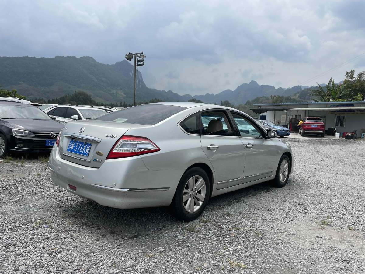 日產(chǎn) 天籟  2011款 2.0L XL榮耀版圖片