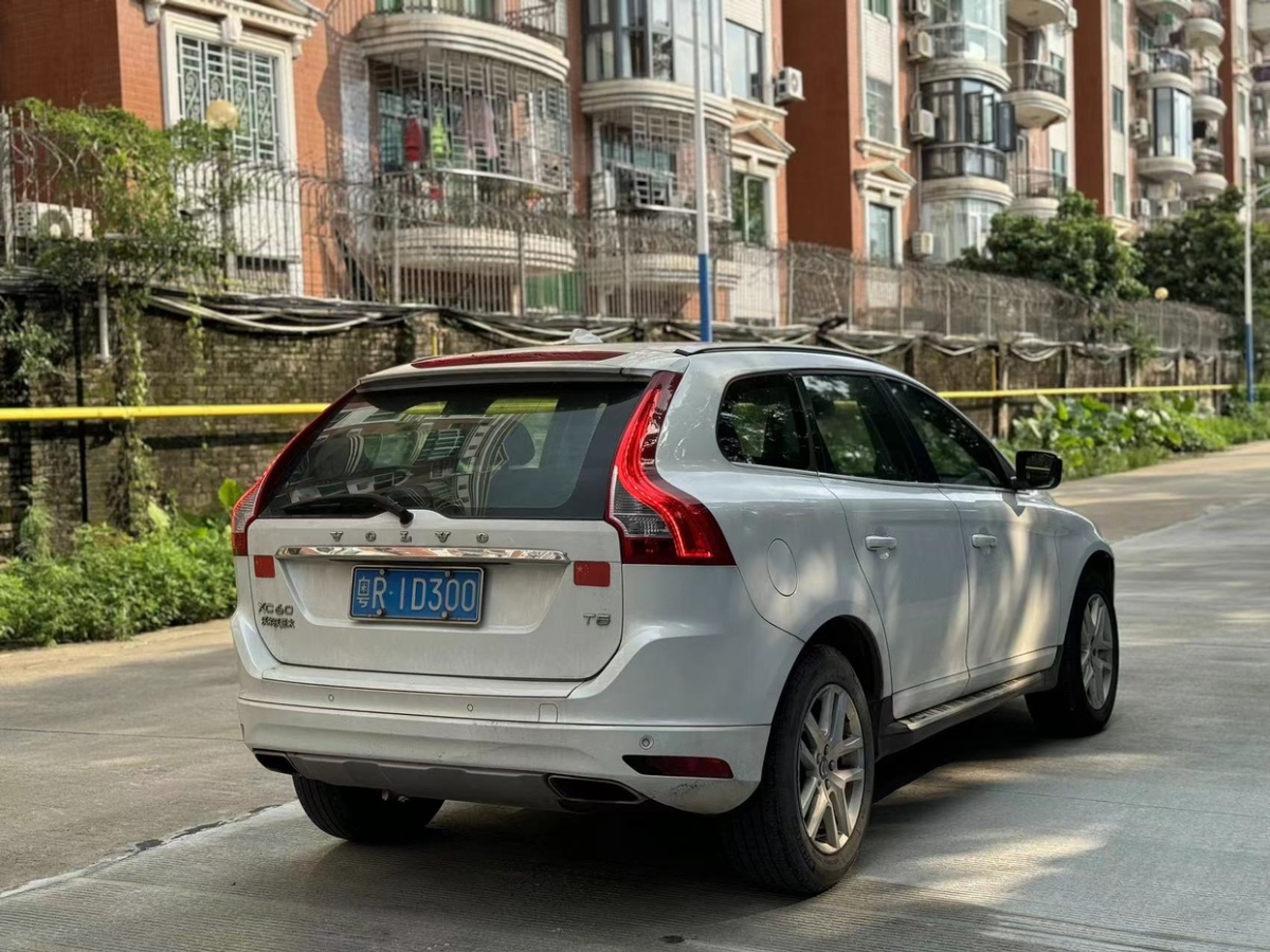 沃爾沃 XC60  2017款 T5 智進(jìn)升級版圖片