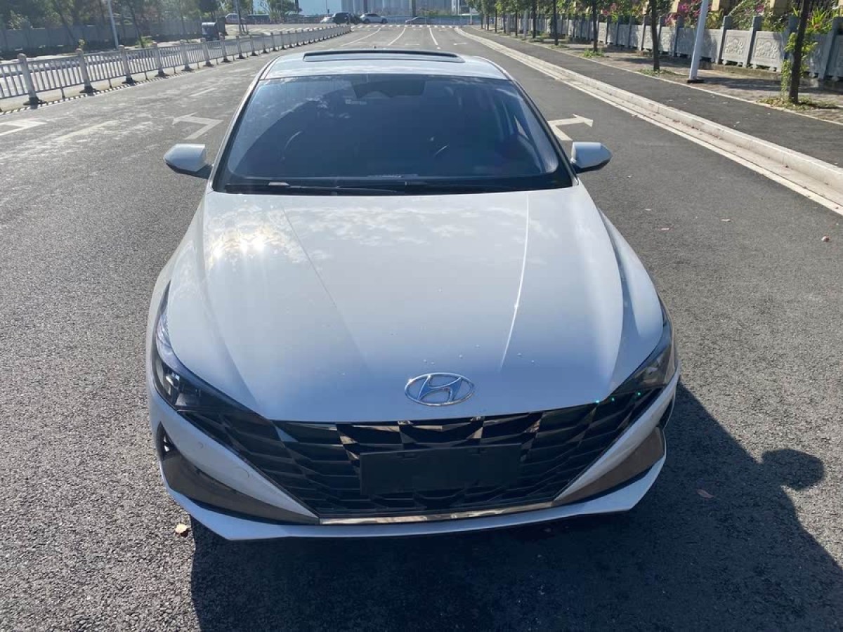 現(xiàn)代 伊蘭特  2022款 1.5L CVT GLX精英版圖片