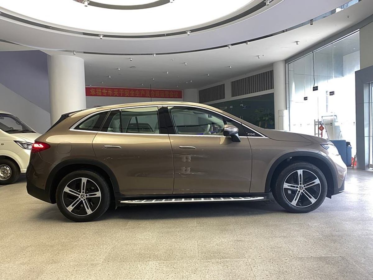 奔馳 奔馳EQE SUV  2023款 350 4MATIC 先鋒版圖片