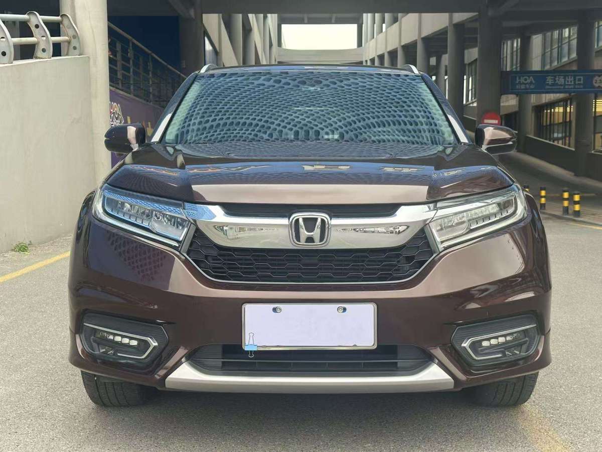 本田 冠道  2017款 370TURBO 四驅(qū)尊享版圖片
