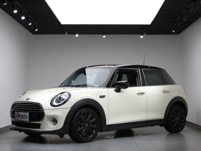 2020年6月 MINI MINI 1.5T COOPER 藝術家圖片