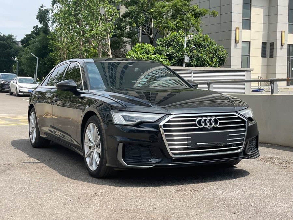 奧迪 奧迪A6L  2022款 45 TFSI quattro 臻選動感型圖片
