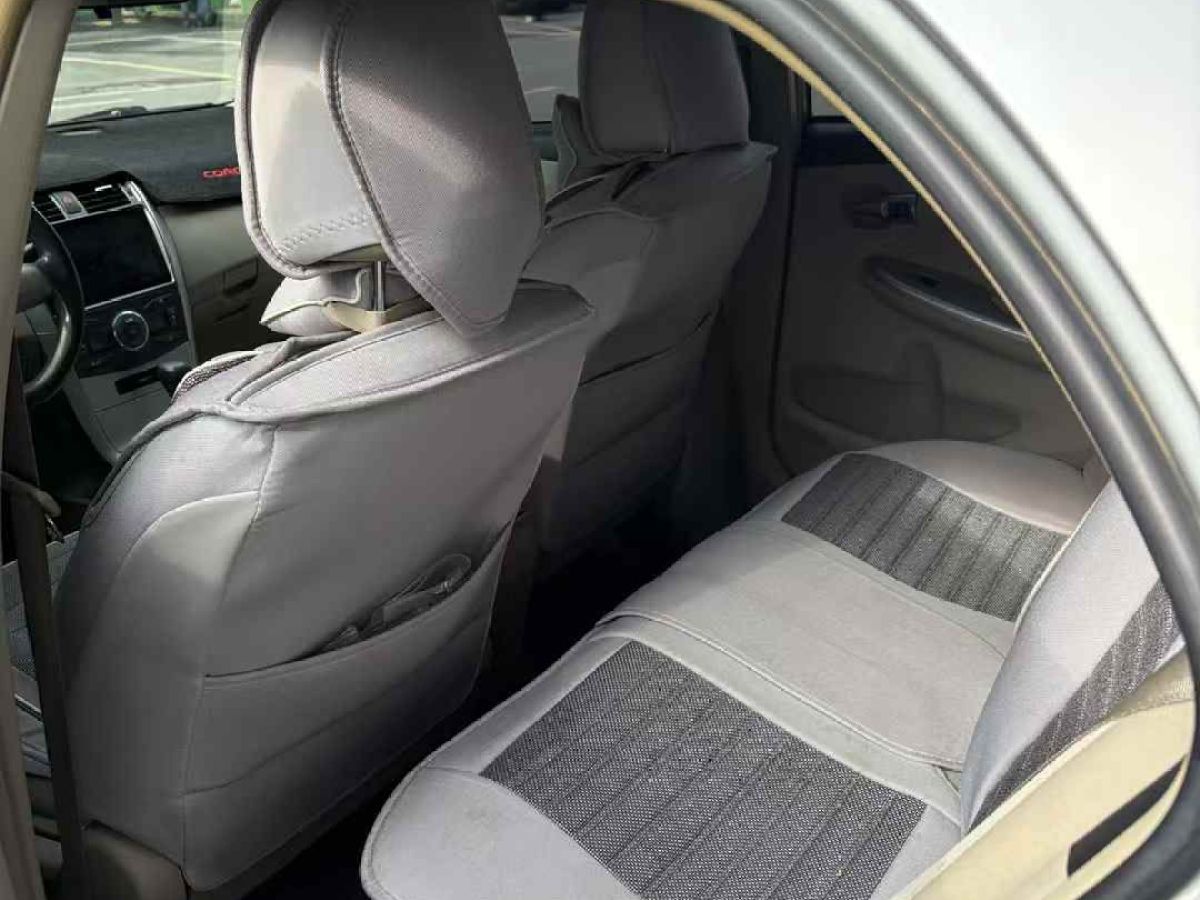 豐田 卡羅拉  2013款 1.6L GL炫酷特裝版圖片