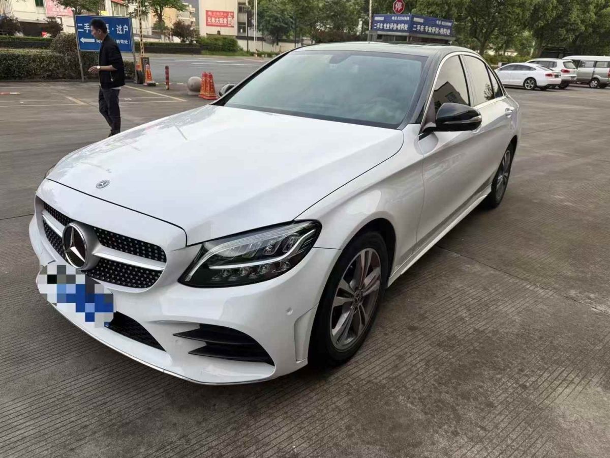 奔馳 奔馳C級(jí)  2019款 C 300 L圖片
