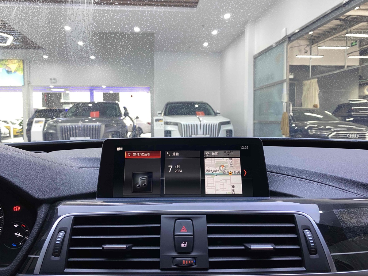 2018年9月宝马 宝马3系GT  2018款 330i xDrive M运动型