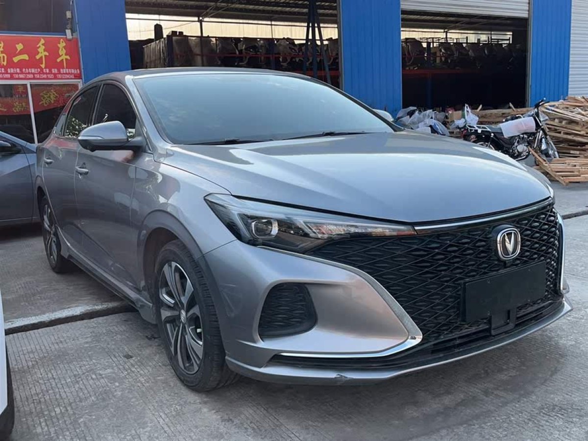 長(zhǎng)安 逸動(dòng)  2020款 PLUS 藍(lán)鯨NE 1.4T GDI DCT旗艦型圖片