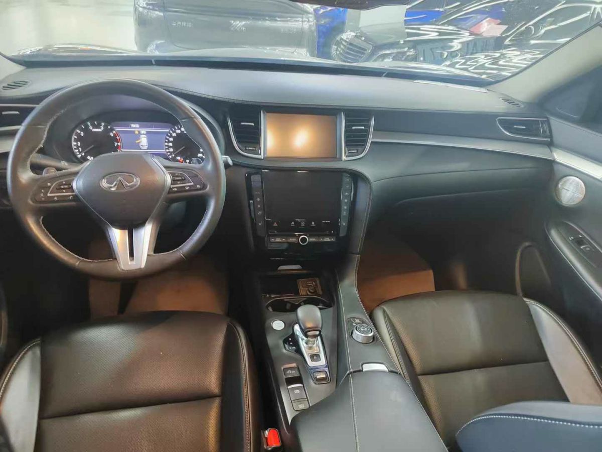 英菲尼迪 QX50  2020款 2.0T 四驅(qū)智能版圖片