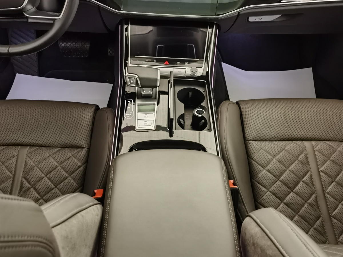 奧迪 奧迪A8  2021款 A8L 50 TFSI quattro 舒適型圖片
