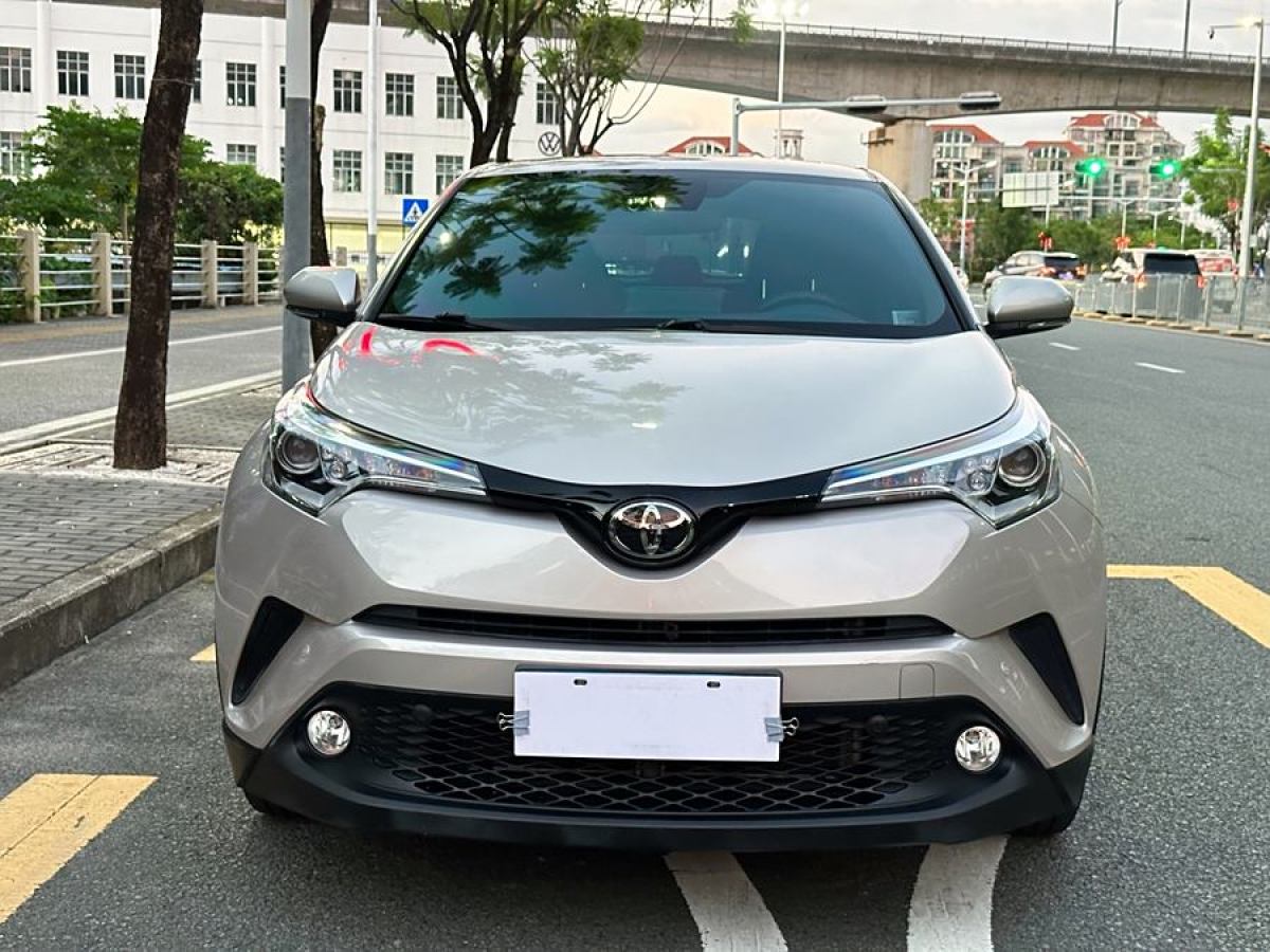 丰田 C-HR  2020款 2.0L 领先版图片