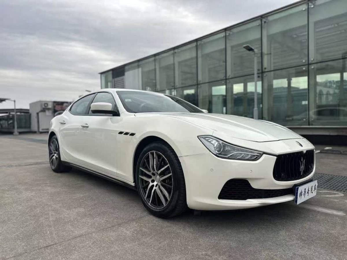 瑪莎拉蒂 Ghibli  2014款 3.0T 標(biāo)準(zhǔn)版圖片