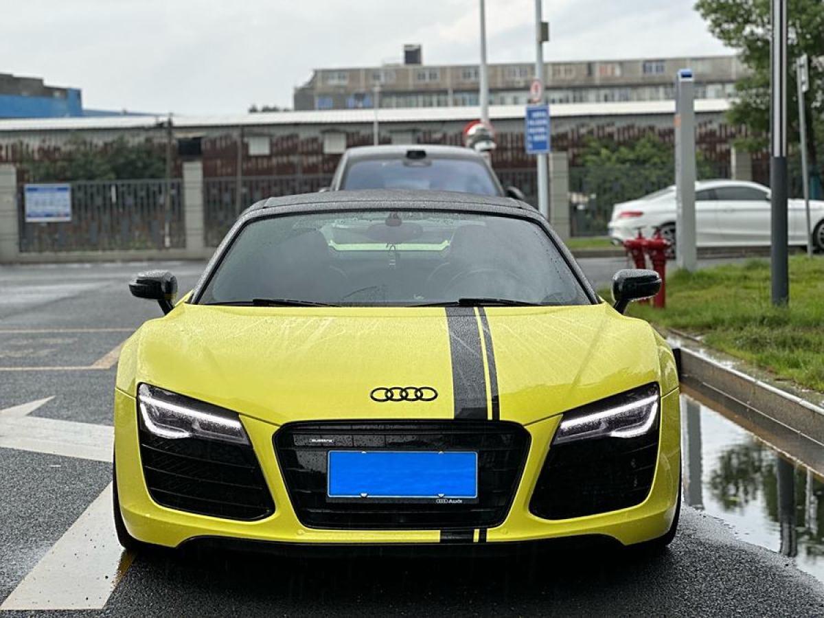 奧迪 奧迪R8  2014款 Spyder 5.2 FSI quattro圖片