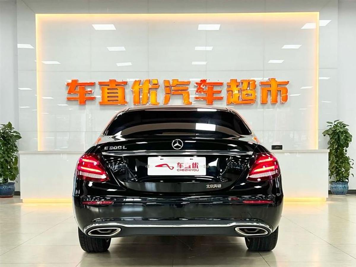 奔馳 奔馳E級  2019款 改款 E 300 L 豪華型圖片